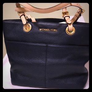 Michael Kors Bedford Pocket Tote in Navy